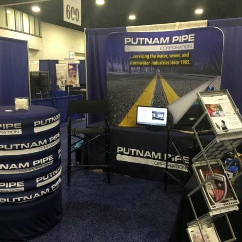 Putnam Pipe's booth display.